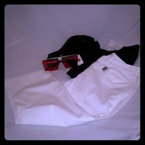 NWOT Michael Michael Kors  White Capris